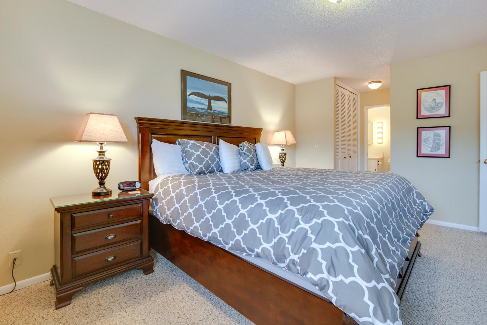 Lincoln City Condo Pool Access, Walk To Beach! Exterior photo