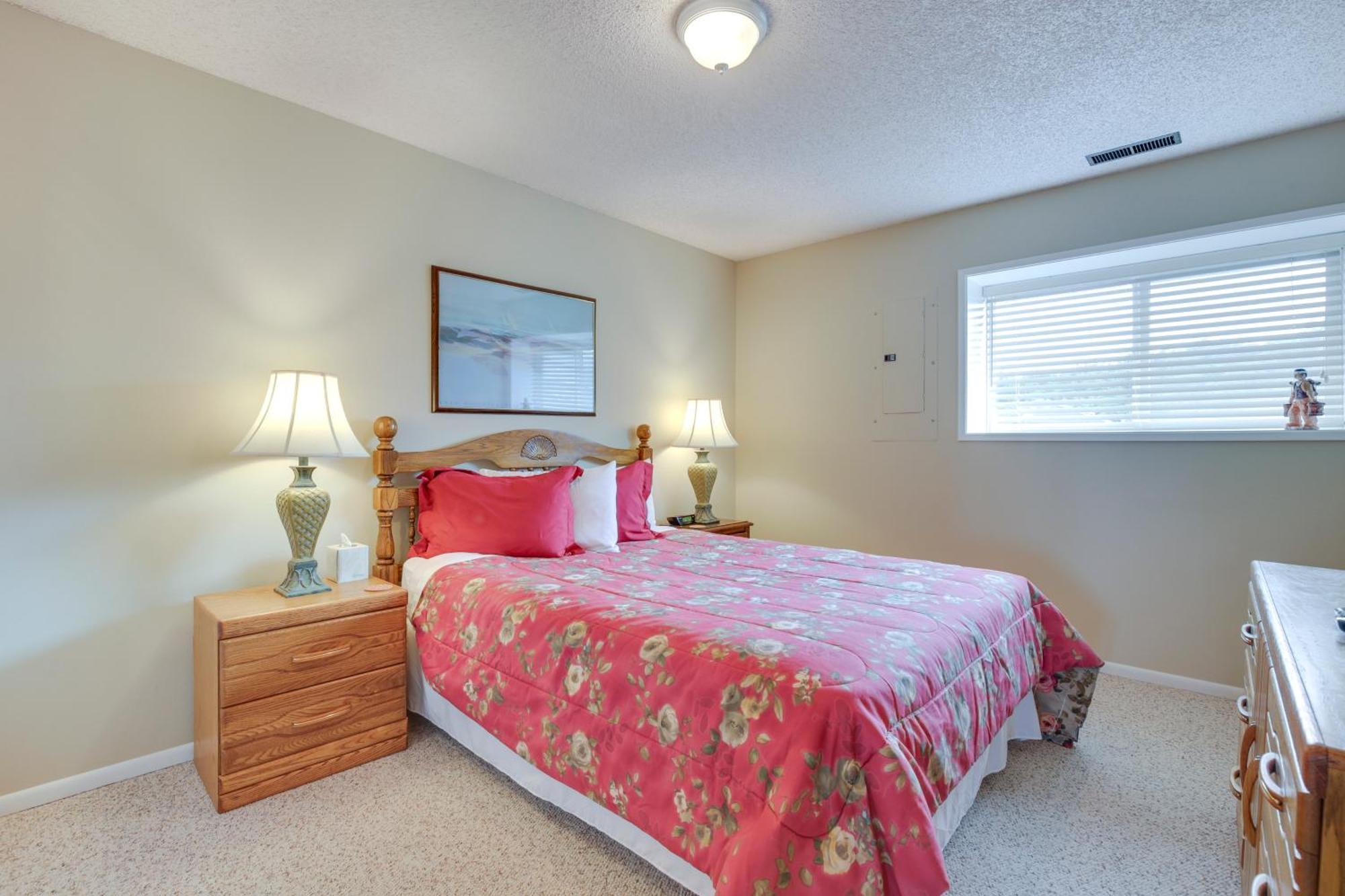 Lincoln City Condo Pool Access, Walk To Beach! Exterior photo